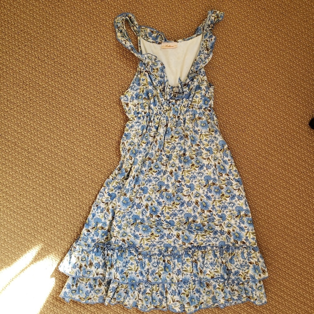 Medium/Small Sleeveless Blue Floral Summer Dress
